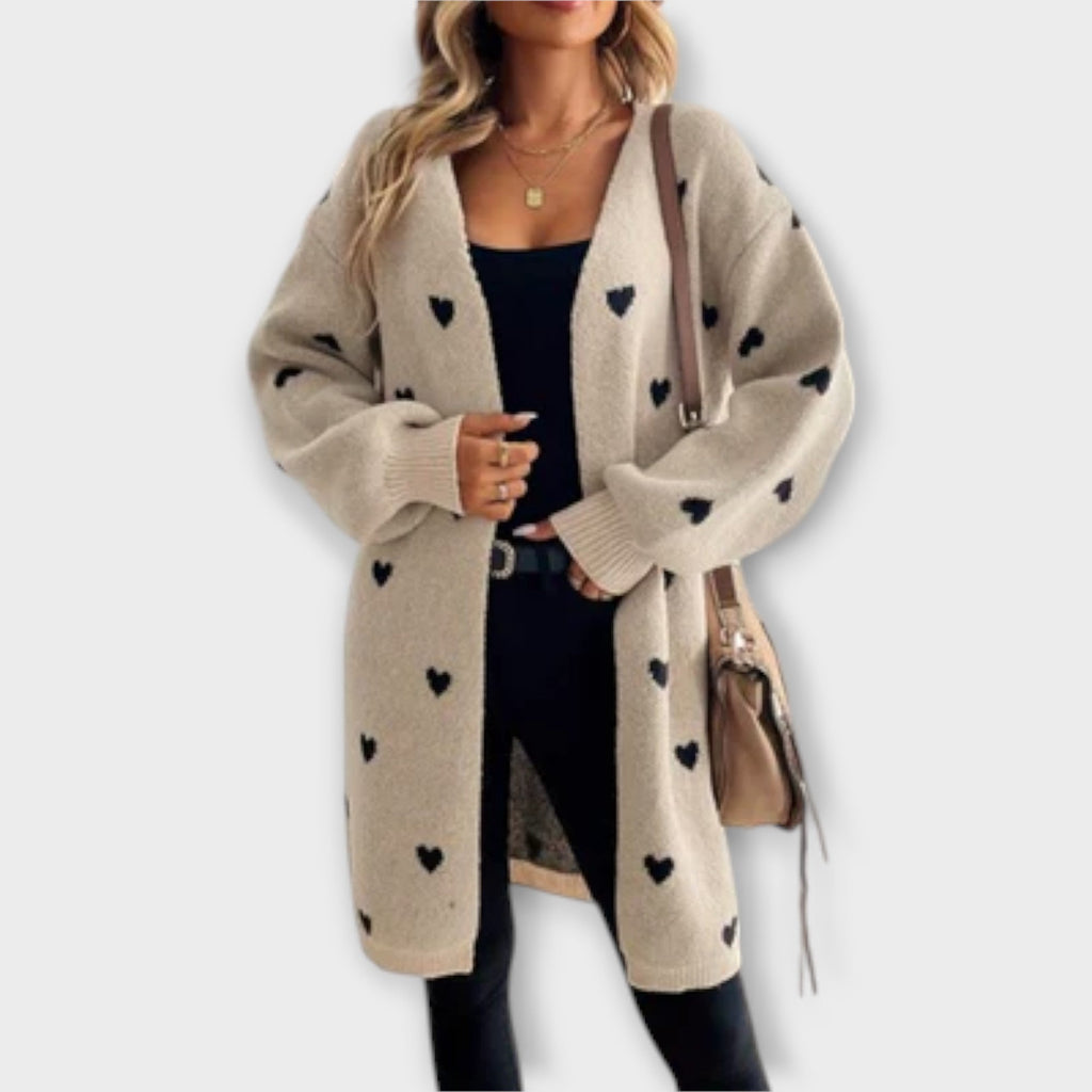 Julia - Cardigan Beige à Motif Cœurs