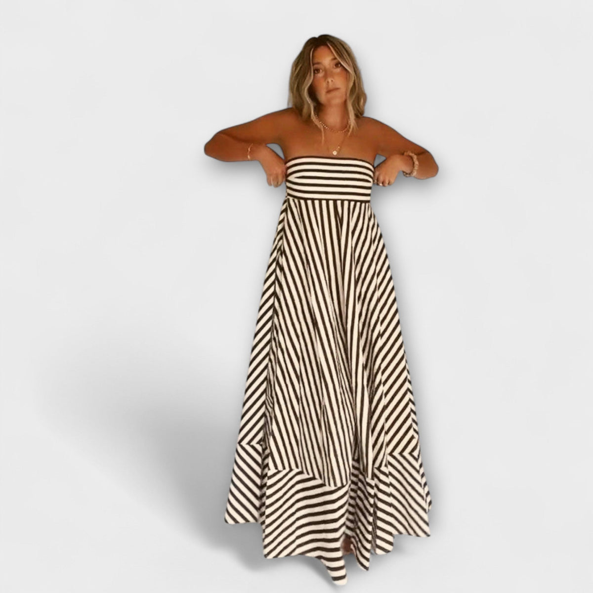 Robe Longue à Volants Rayée Beige et Noire