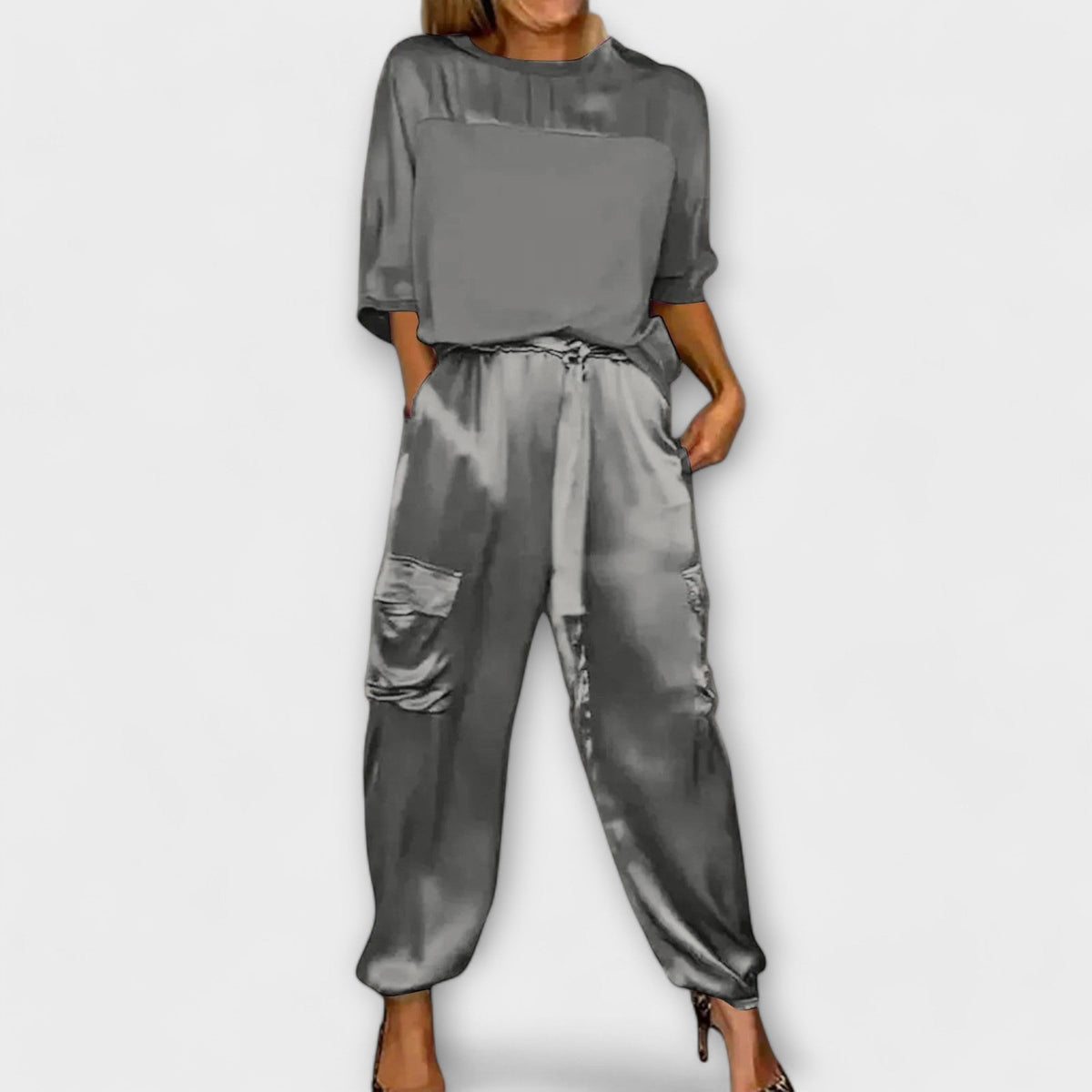 Ensemble en Satin Kaki avec Haut et Pantalon