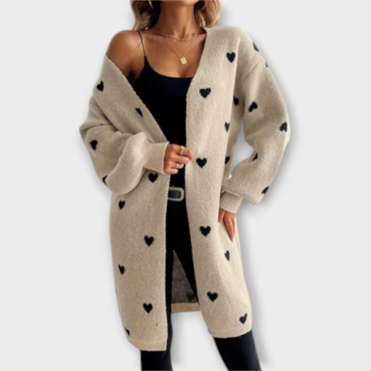 Julia - Cardigan Beige à Motif Cœurs