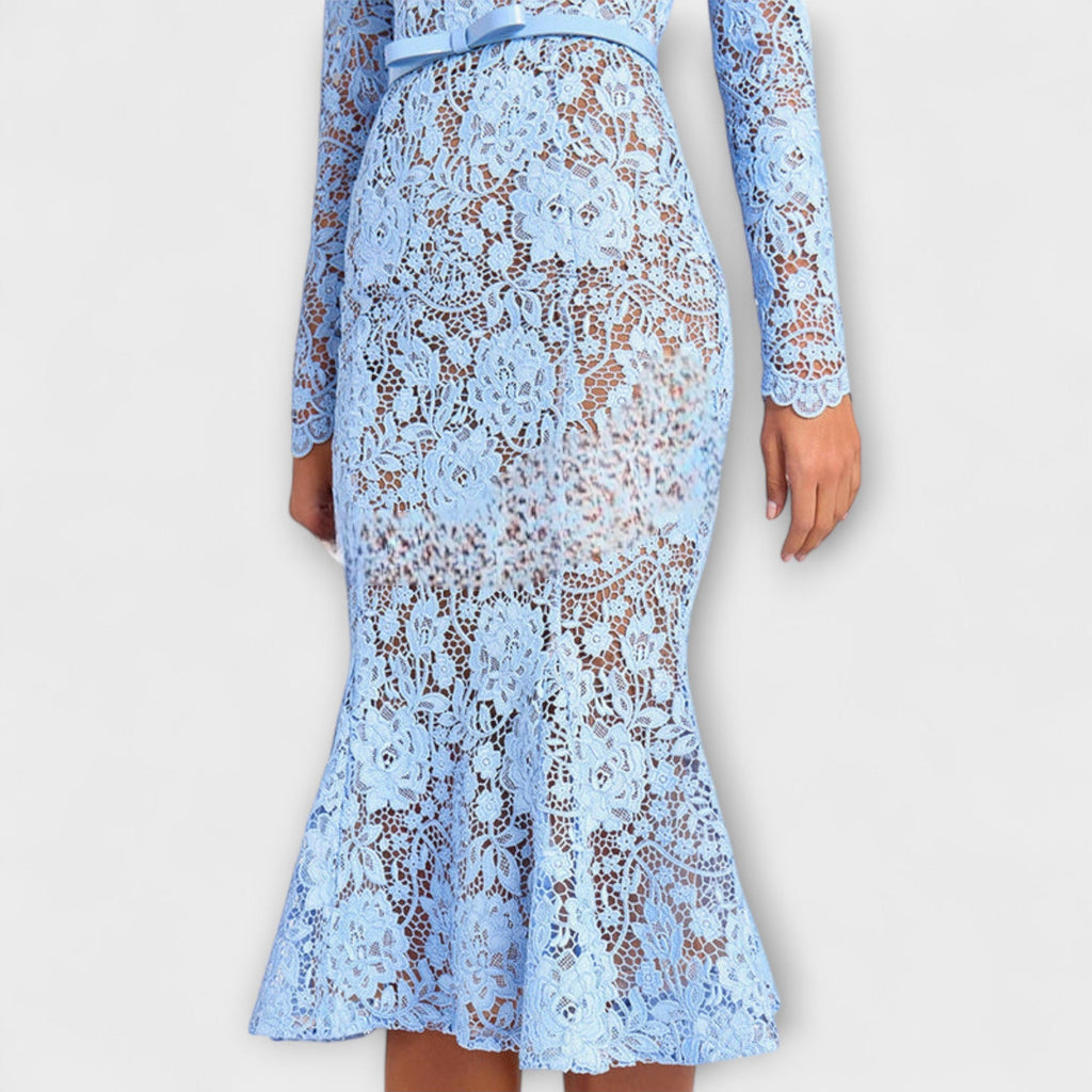Freya - Robe Midi Bleu Clair en Dentelle Fleurie
