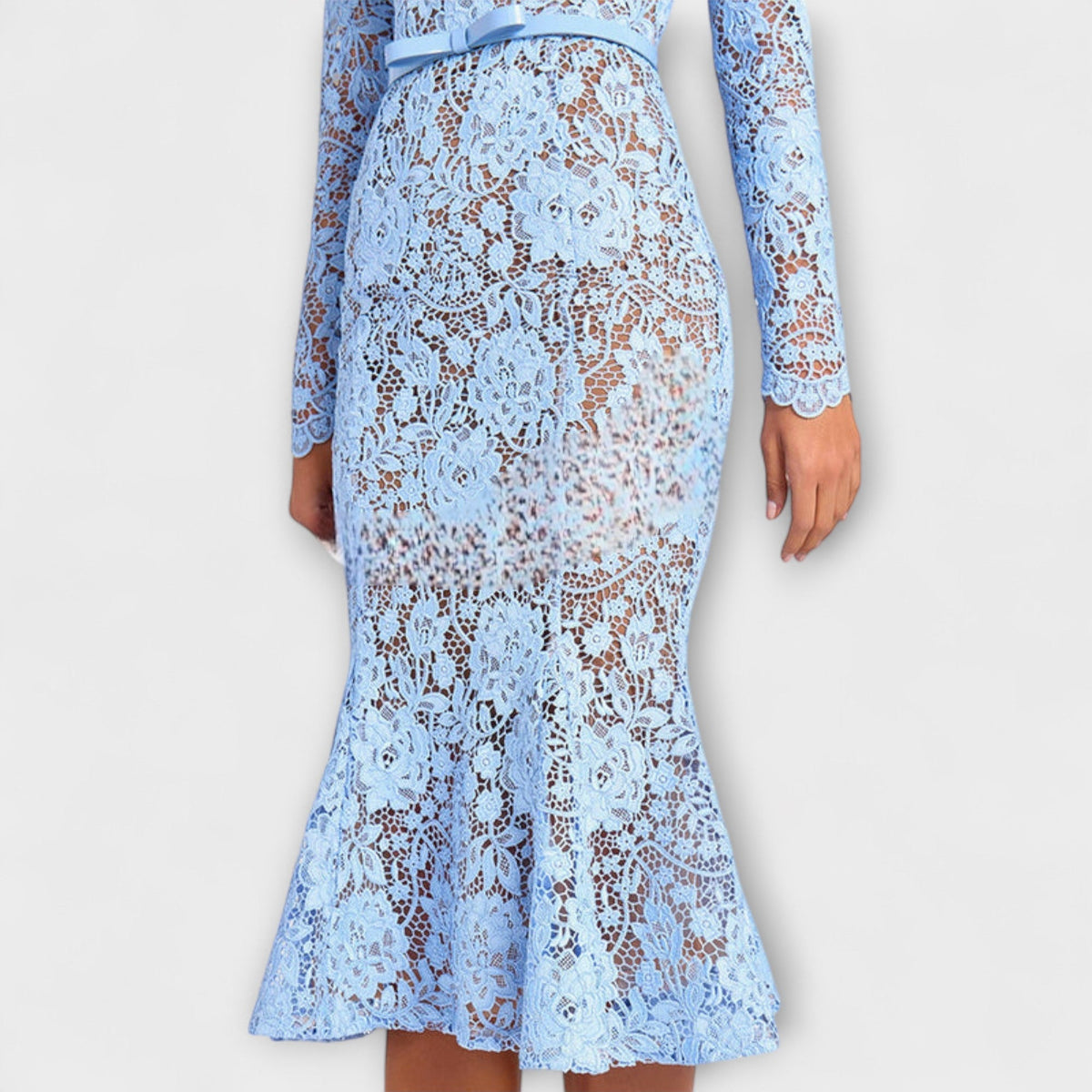 Freya - Robe Midi Bleu Clair en Dentelle Fleurie