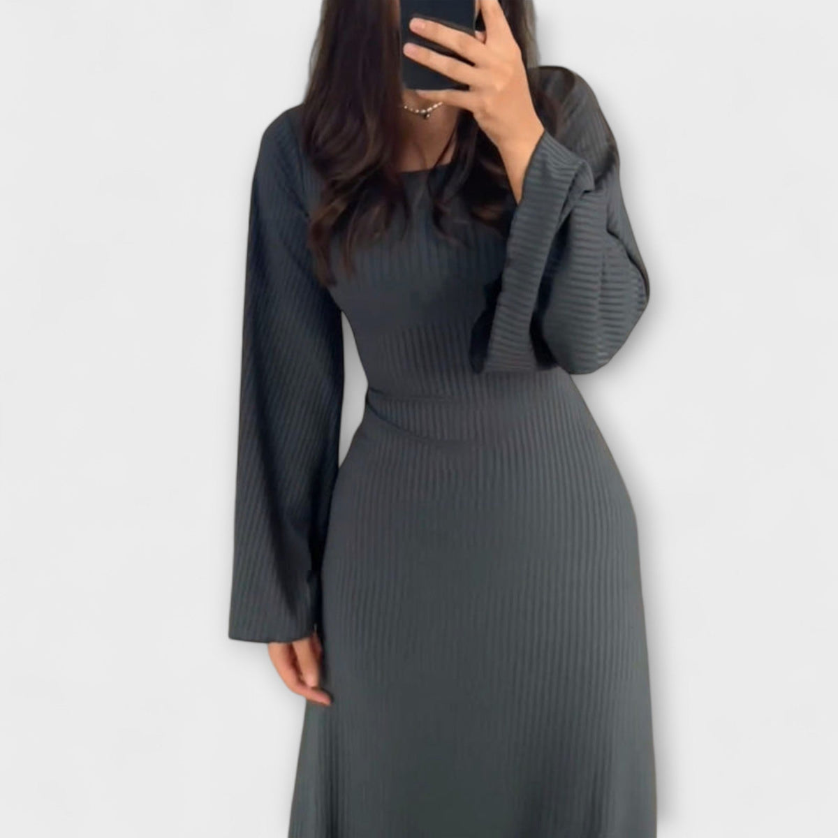 Jocelyn - Robe Tricotée Chic à Détail Taille