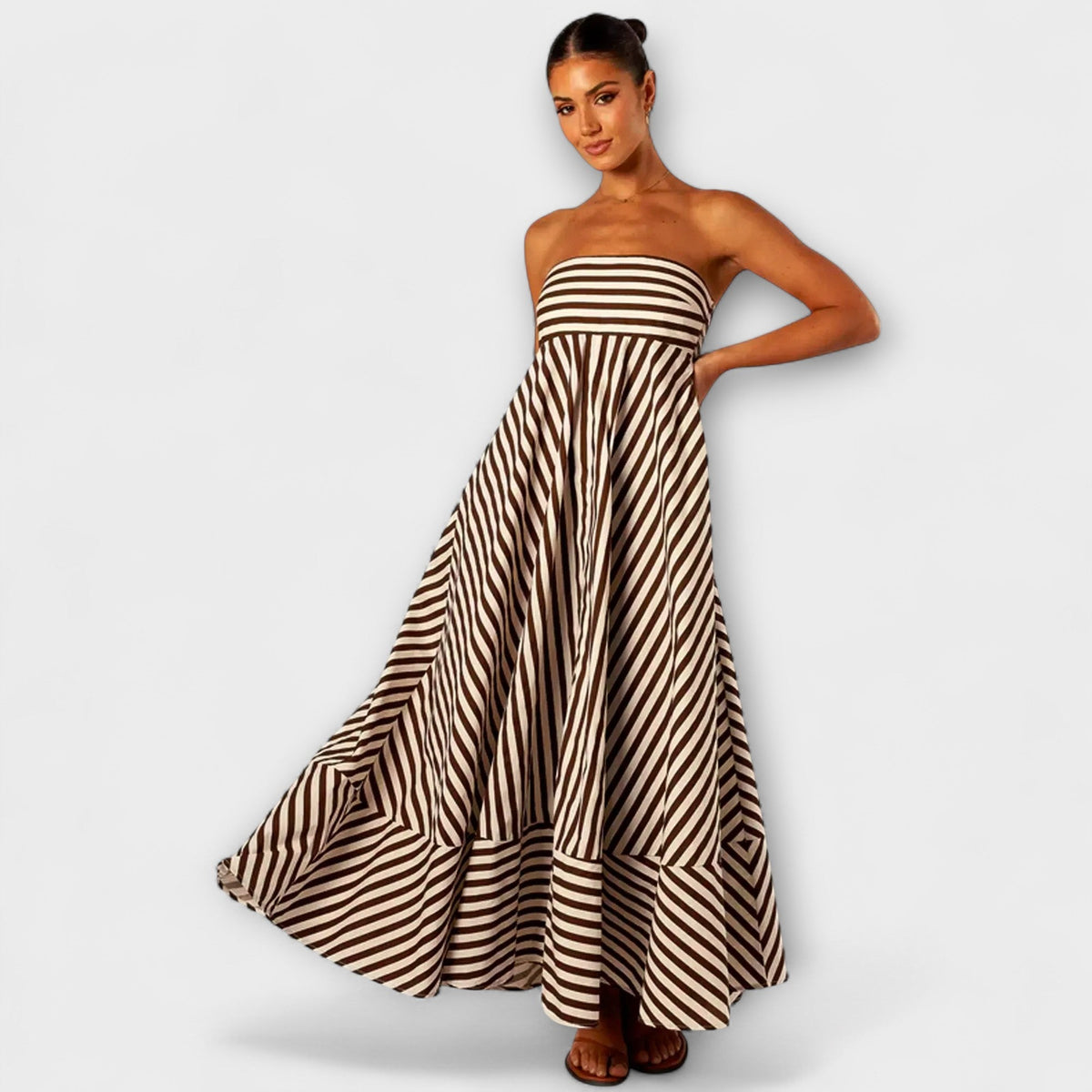 Robe Longue à Volants Rayée Beige et Noire