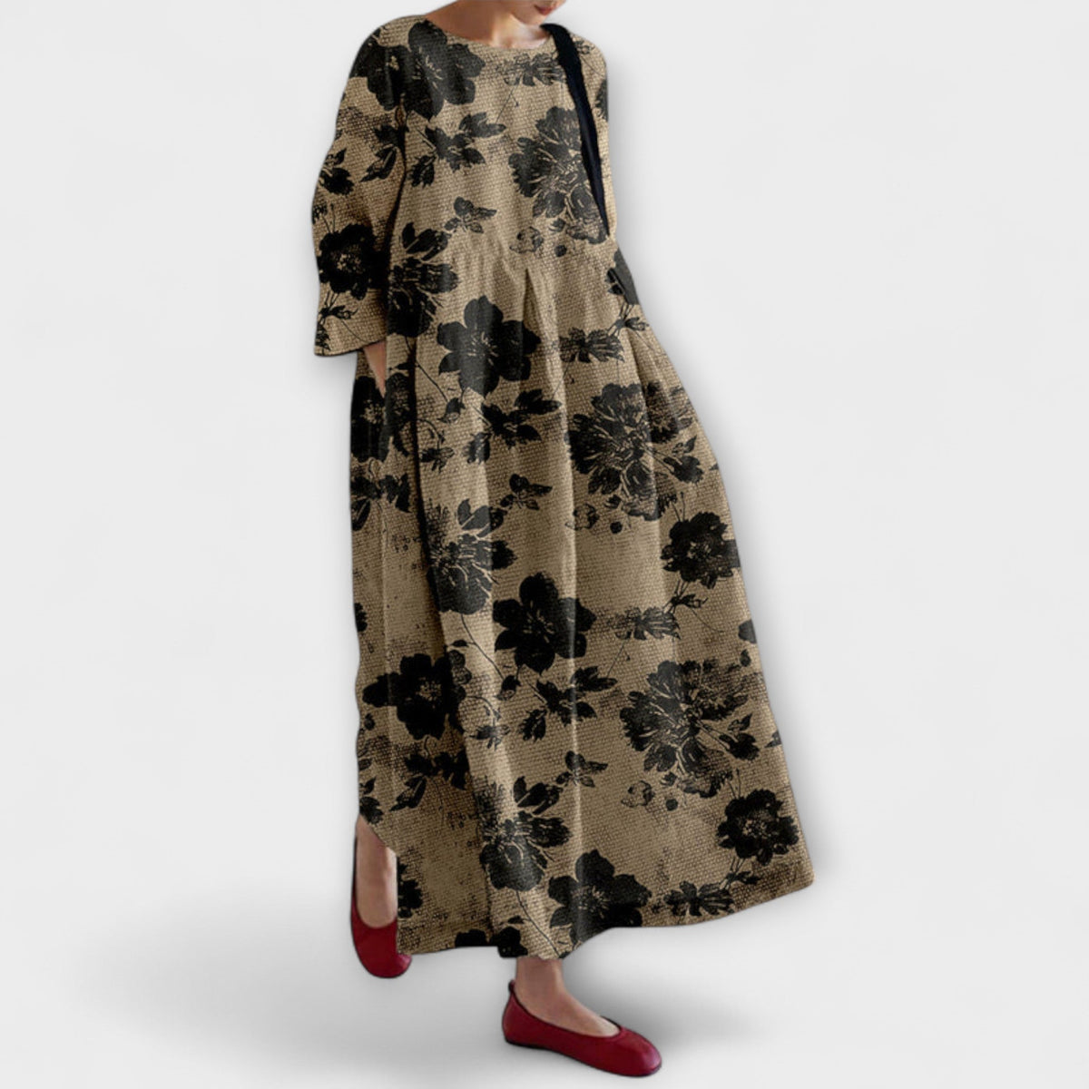 Violet - Robe Noire et Blanche à Motif Botanique