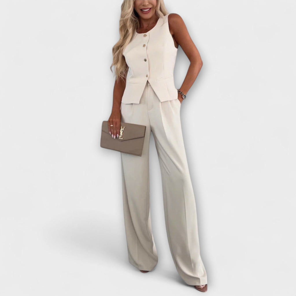 Wilhelmina - Ensemble Crème avec Gilet et Pantalon