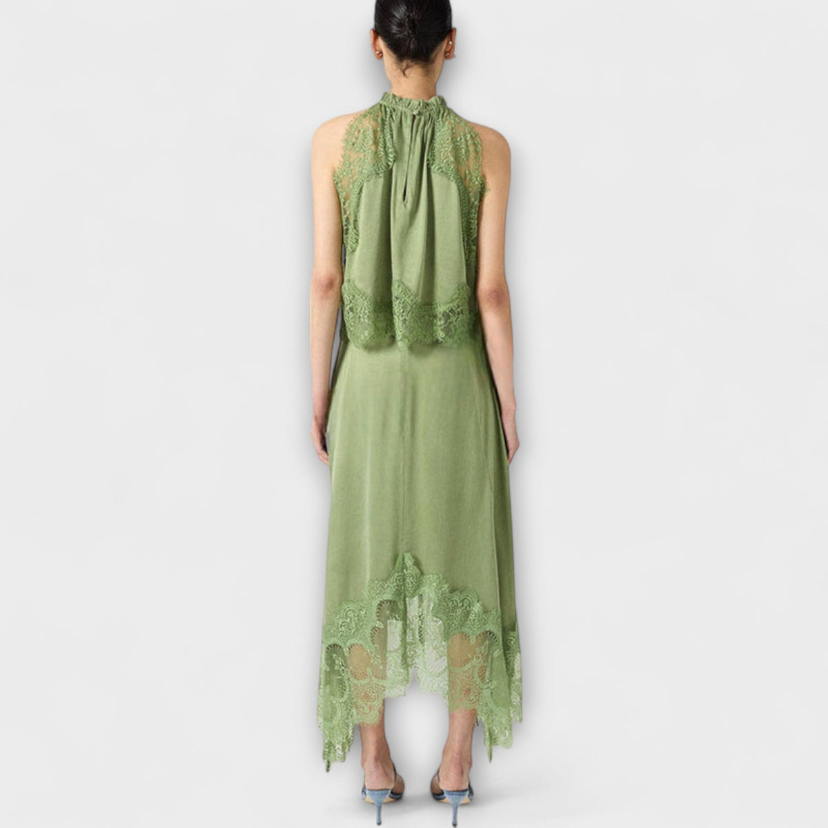 Kaia - Ensemble Vert avec Chemisier et Jupe Fendue