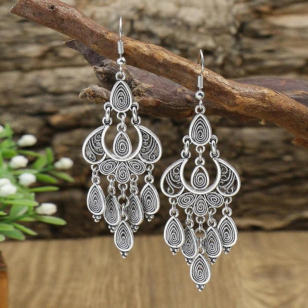Boucles d’oreilles anciennes à pendentif | Or blanc