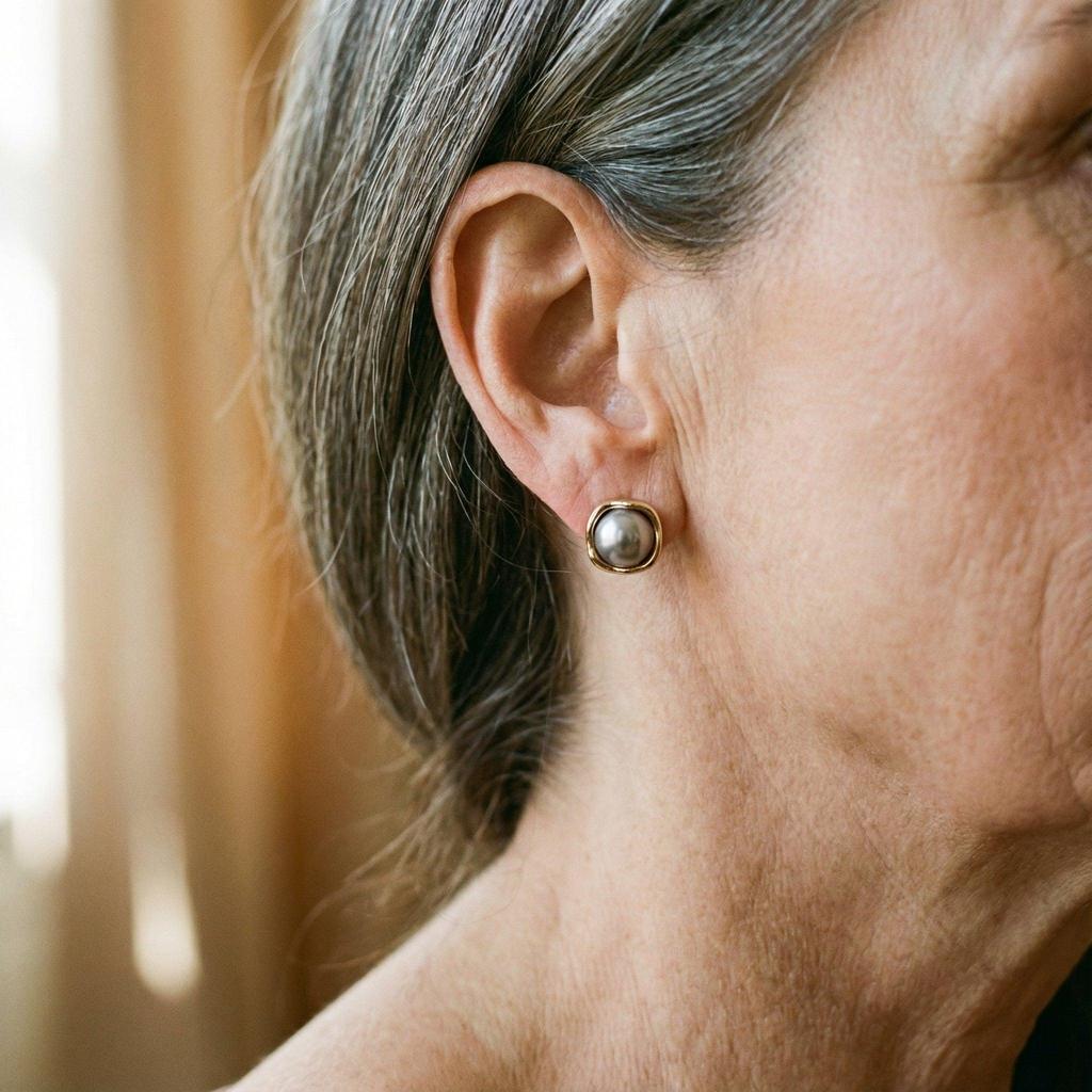 Boucles d’oreilles élégantes à perle noire