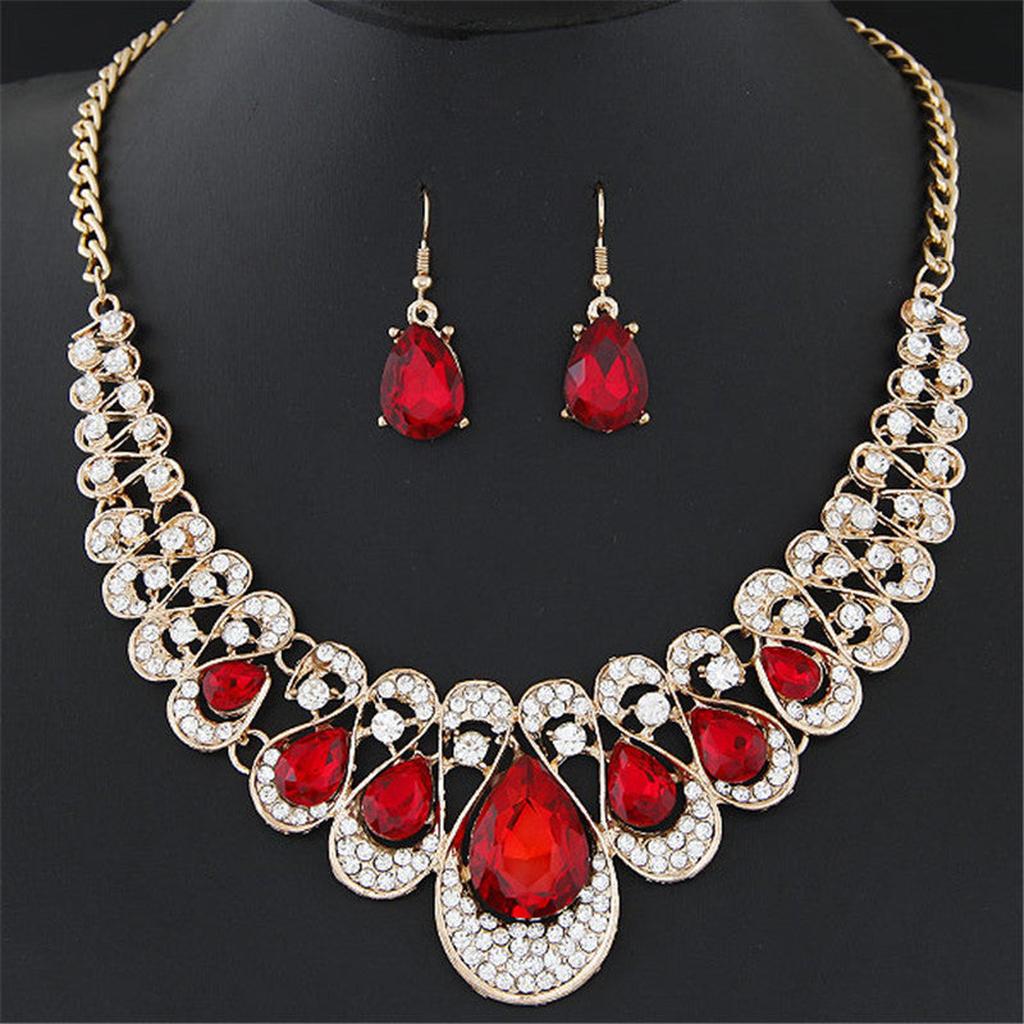 Maivina — Parure de bijoux dorée