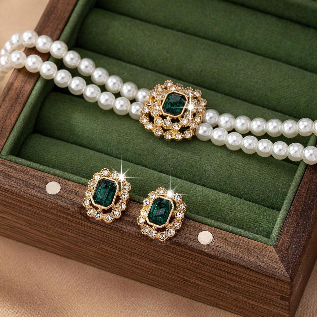 Thamyris — Parure de bijoux dorée