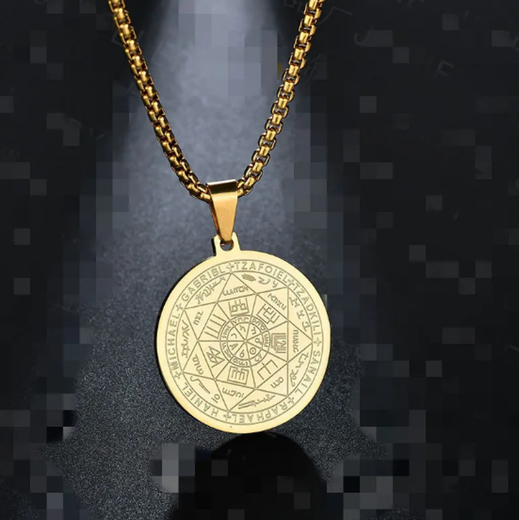 Halskette mit Medaille „Engel und sechs Sterne“