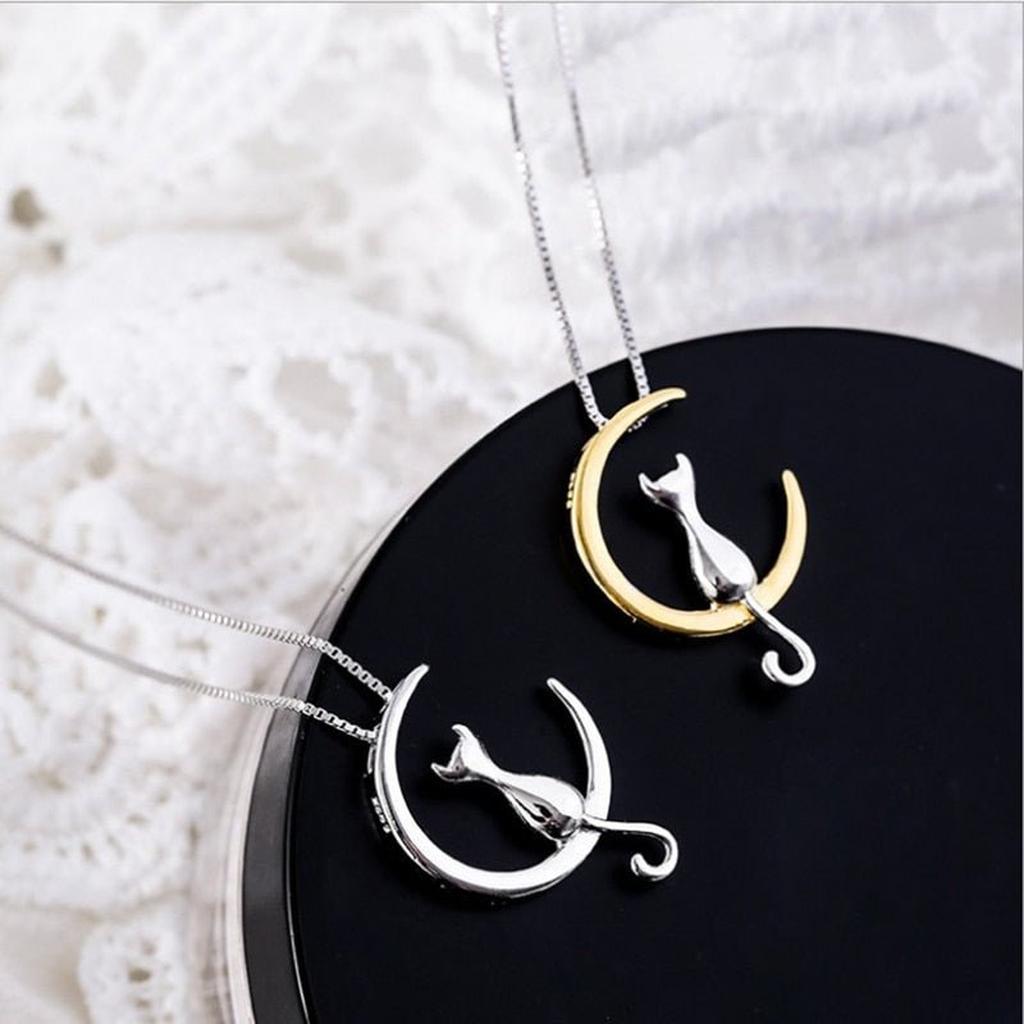 Halskette mit Mond und Katze