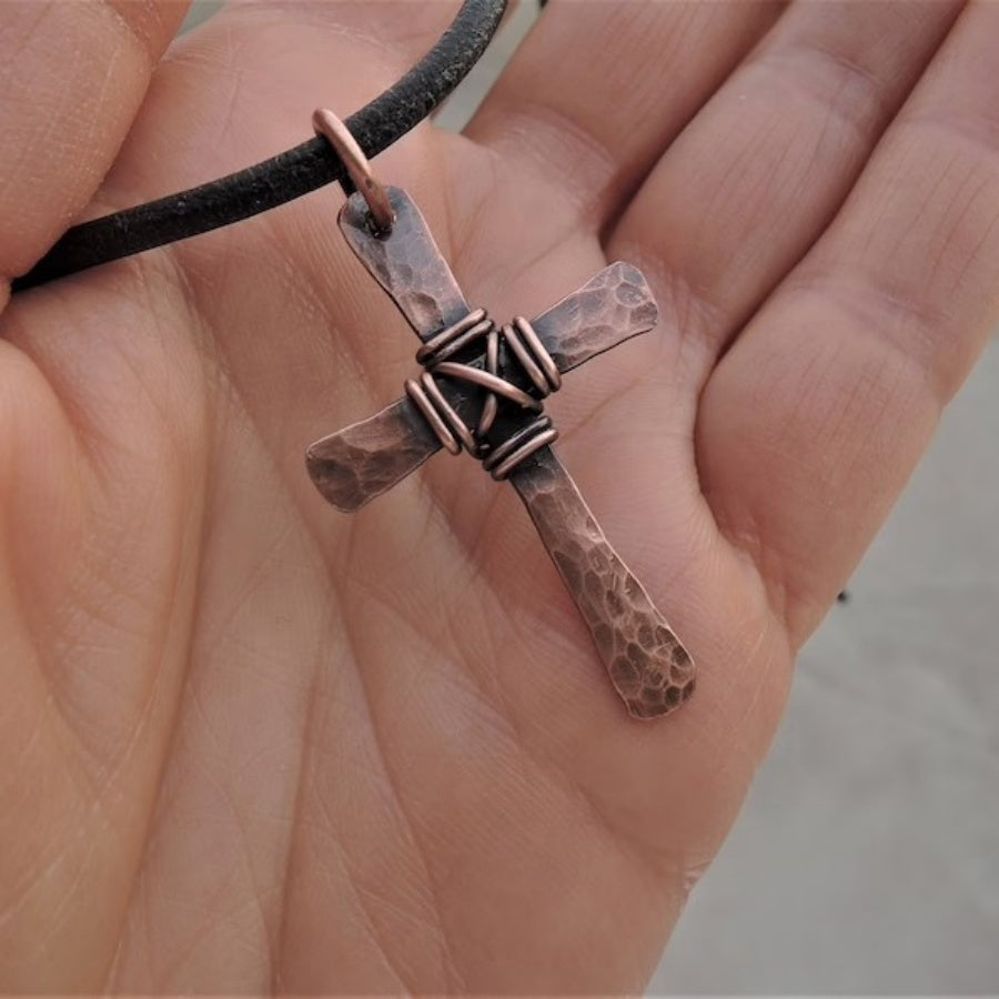 Collier artisanal en cuivre