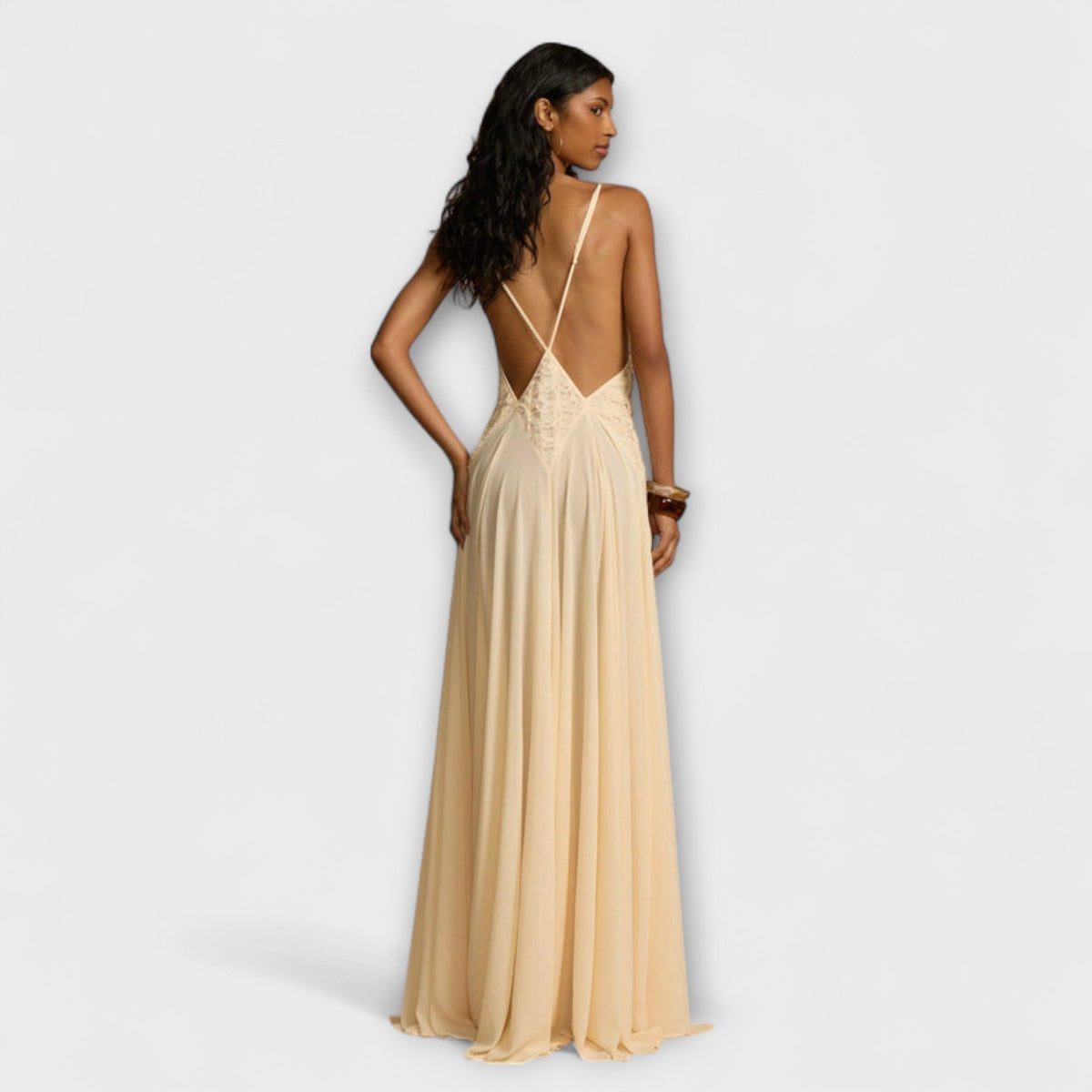 Lavinia - Robe Longue Crème à Col V Profond