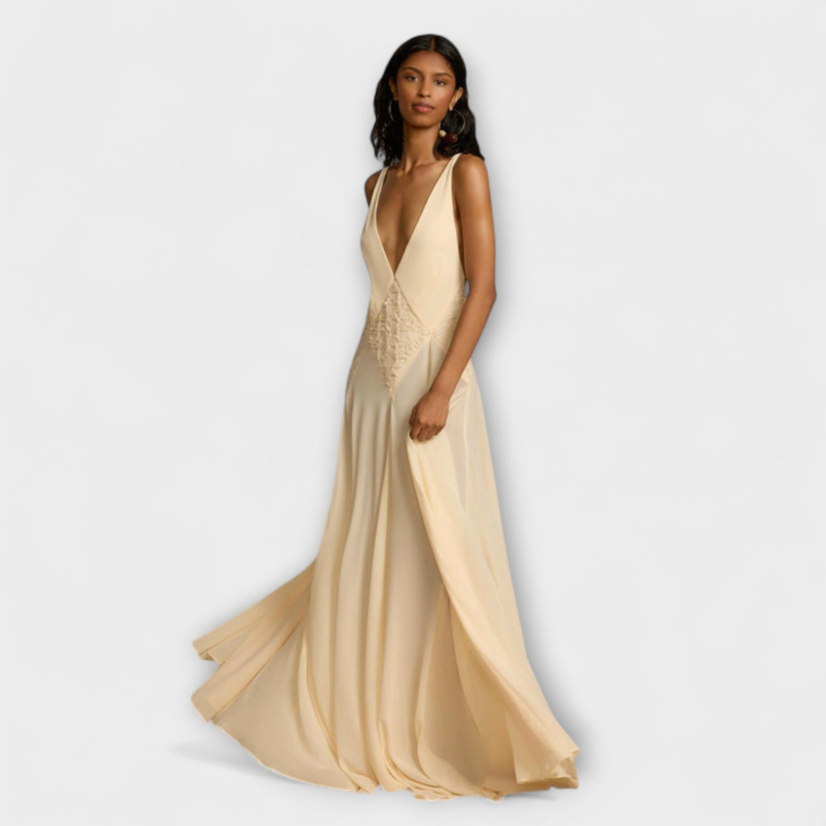 Lavinia - Robe Longue Crème à Col V Profond