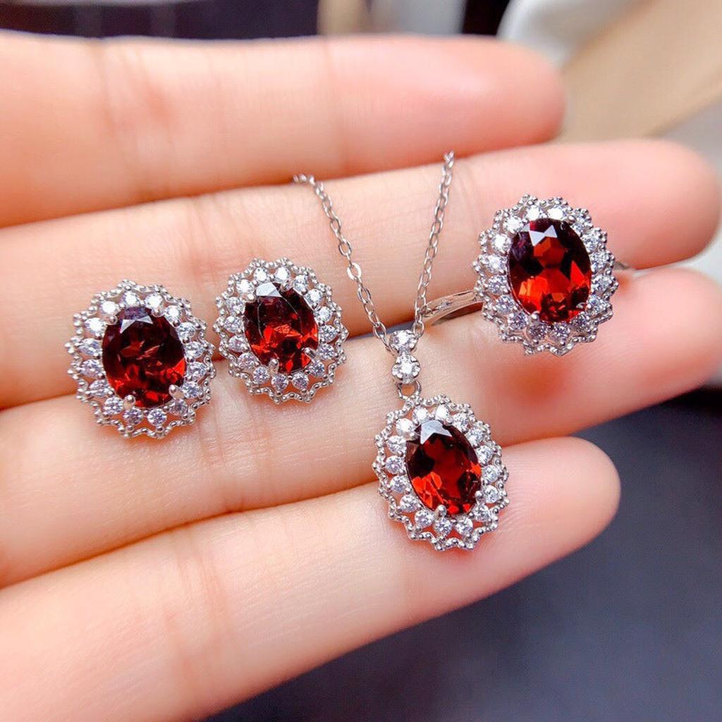 Lyara Venisse — Parure de bijoux finition argentée