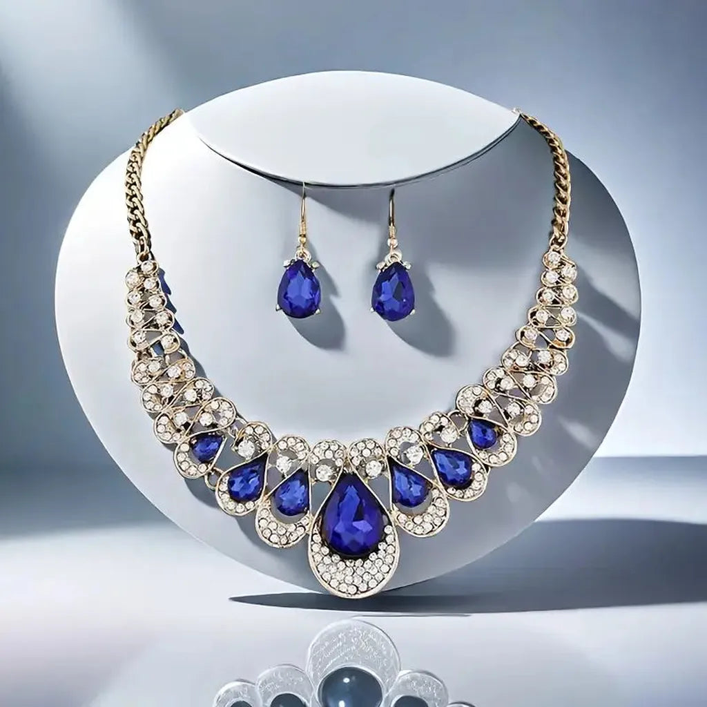 Maevina Zafiros — Parure de bijoux dorée