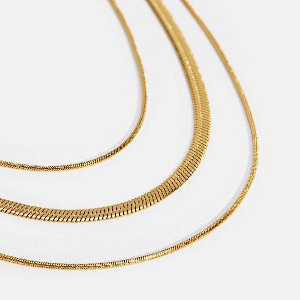Collier doré multirang