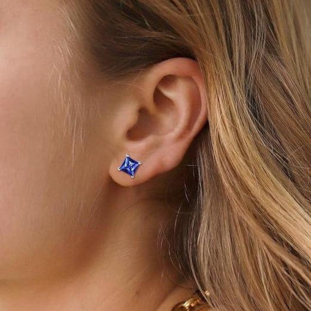 Puces d’oreilles saphir taille princesse | Or blanc