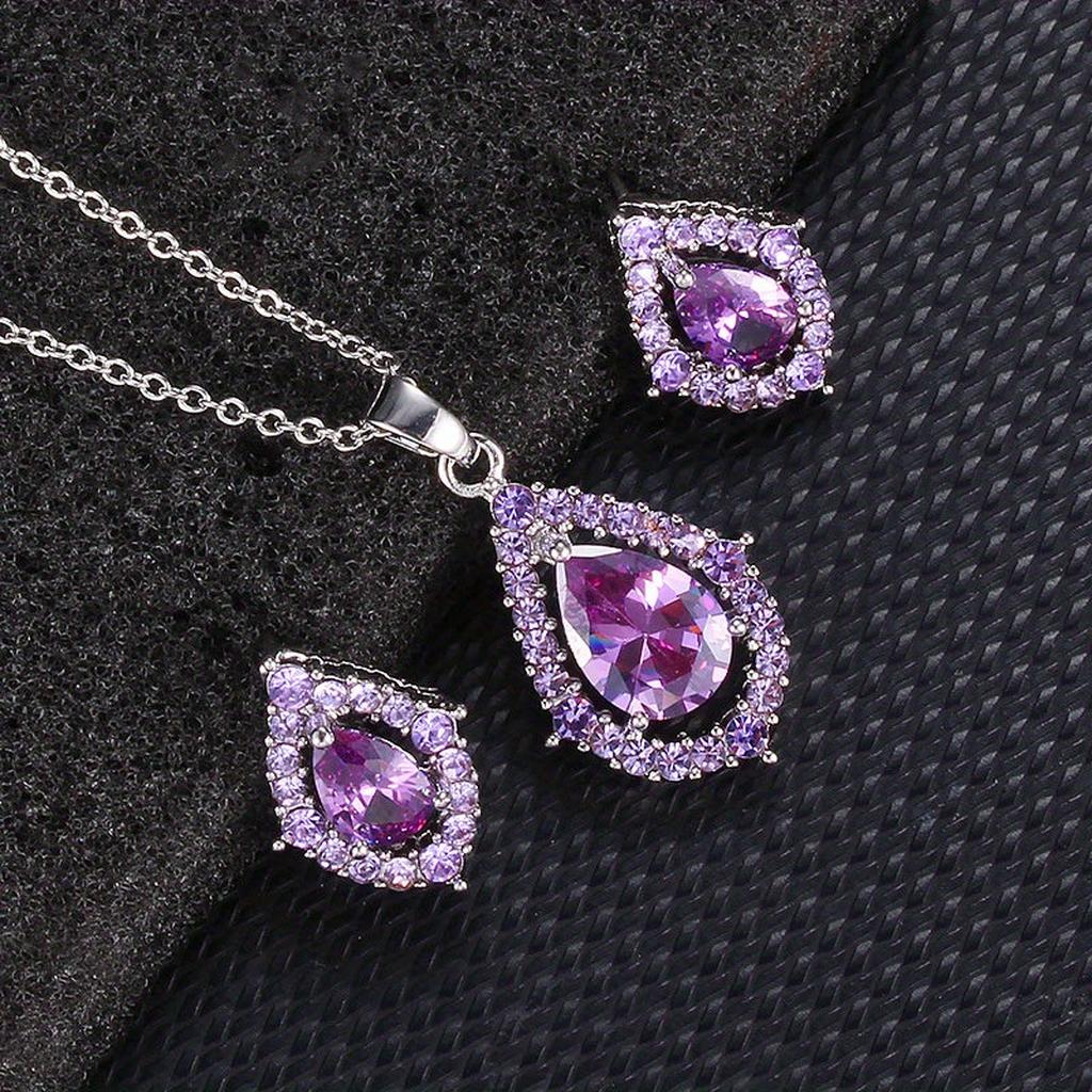 Nadine Améthyste — Collier et boucles d’oreilles