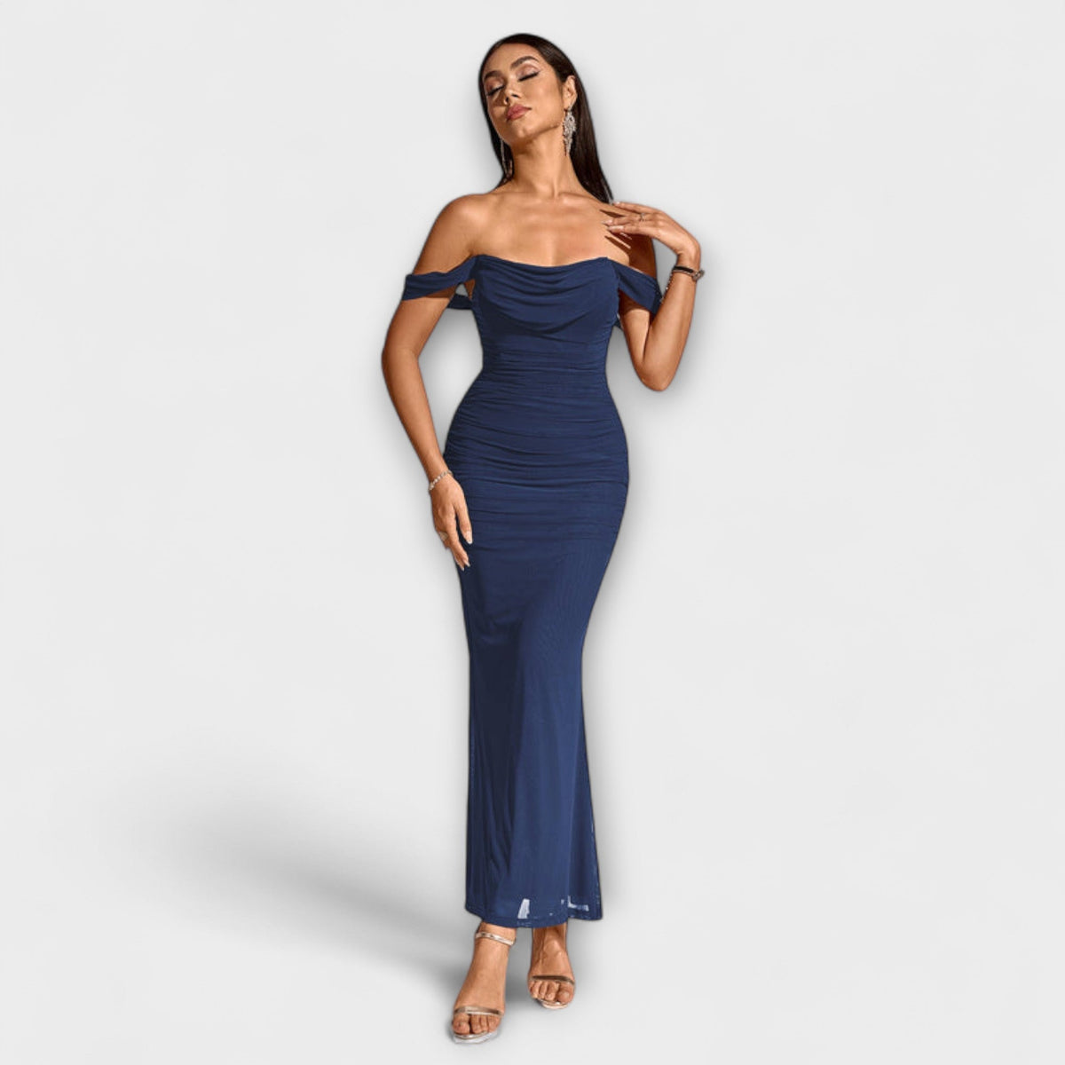 Ione - Robe Bodycon Marron Épaules Dénudées