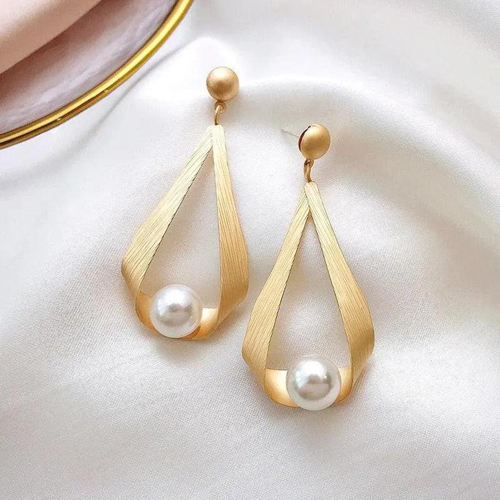 Boucles d’oreilles à cristaux et perles rondes