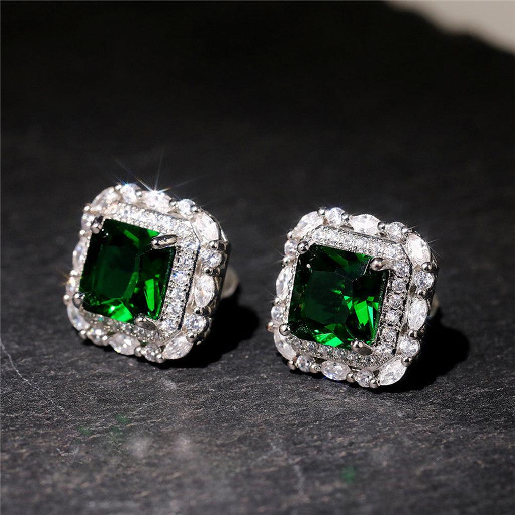 Boucles d’oreilles à émeraude et cristaux