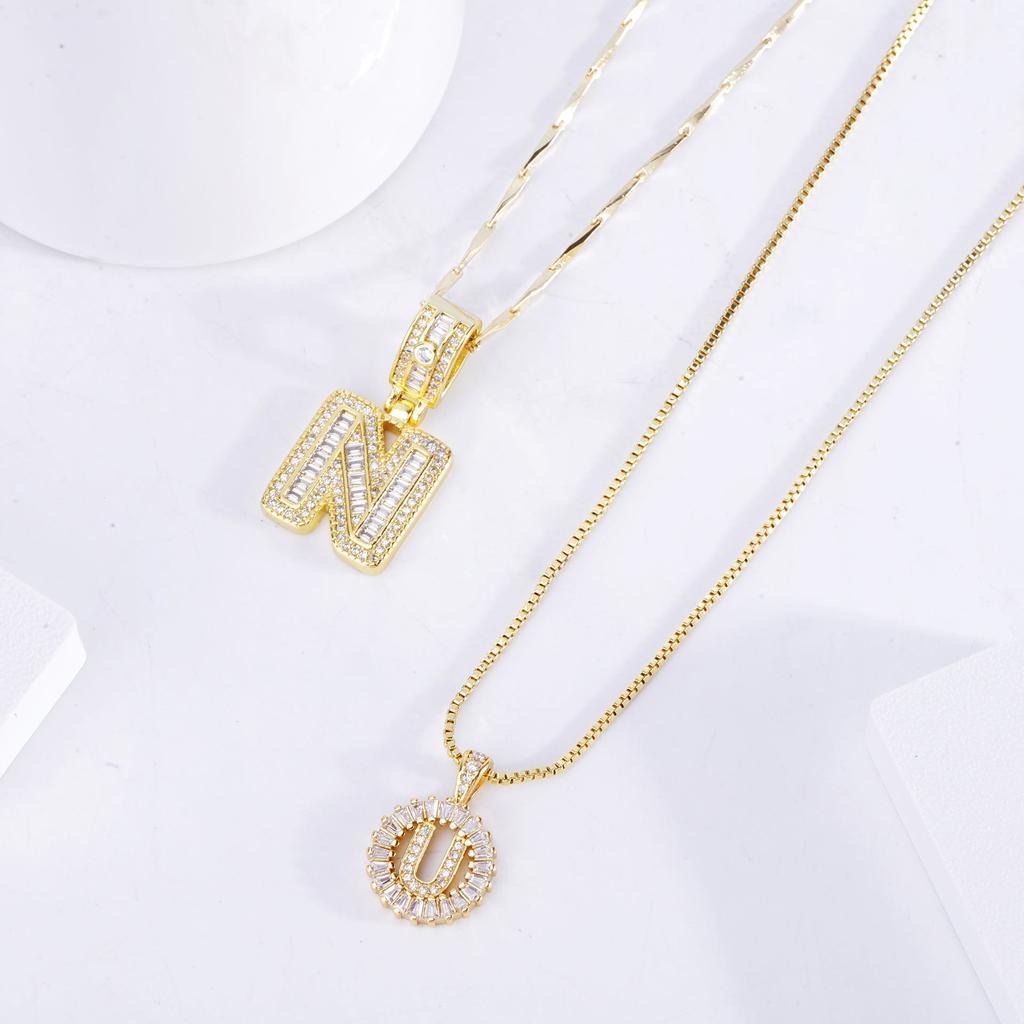 Pavé-Initialen-Halskette-Set