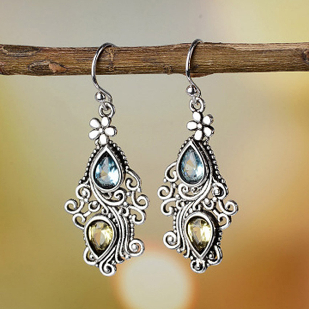 Boucles d’oreilles rétro à cristaux, effet or blanc