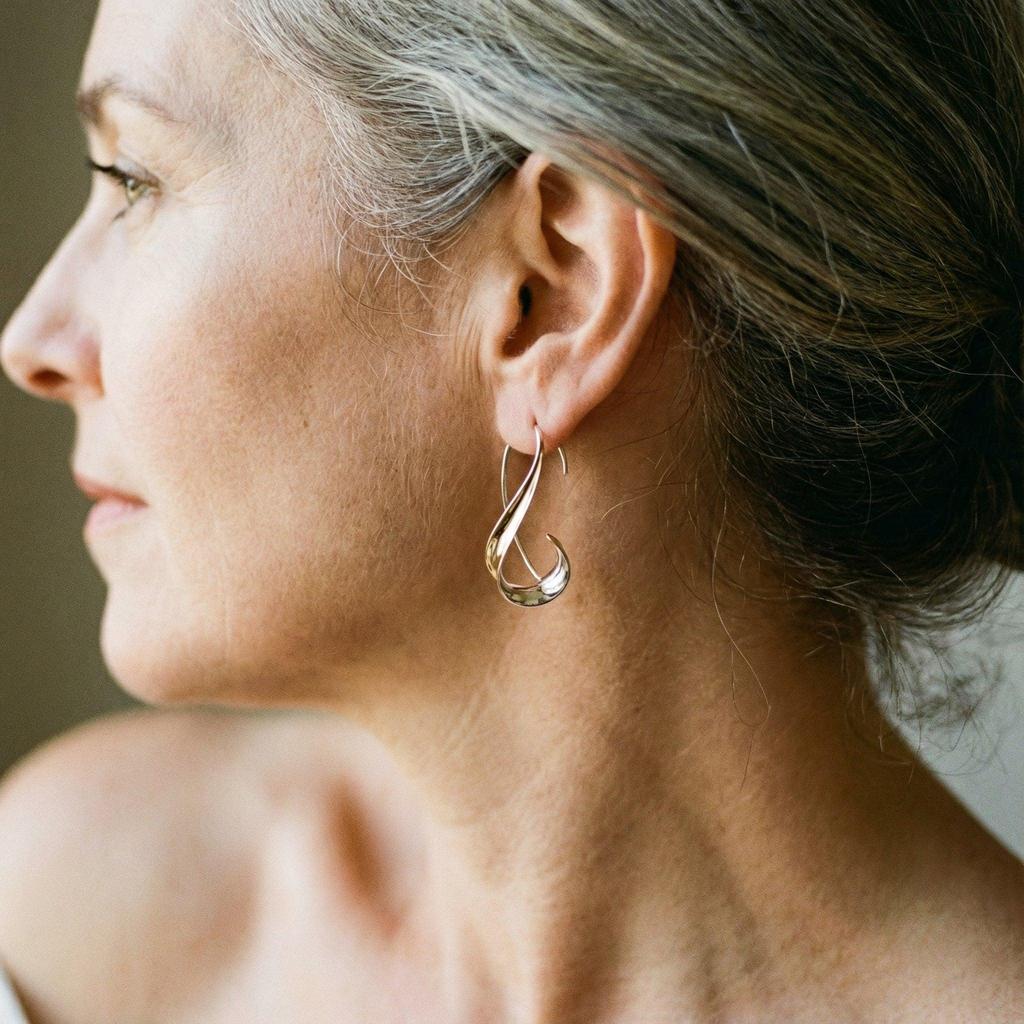 Boucles d’oreilles pendantes rétro dorées