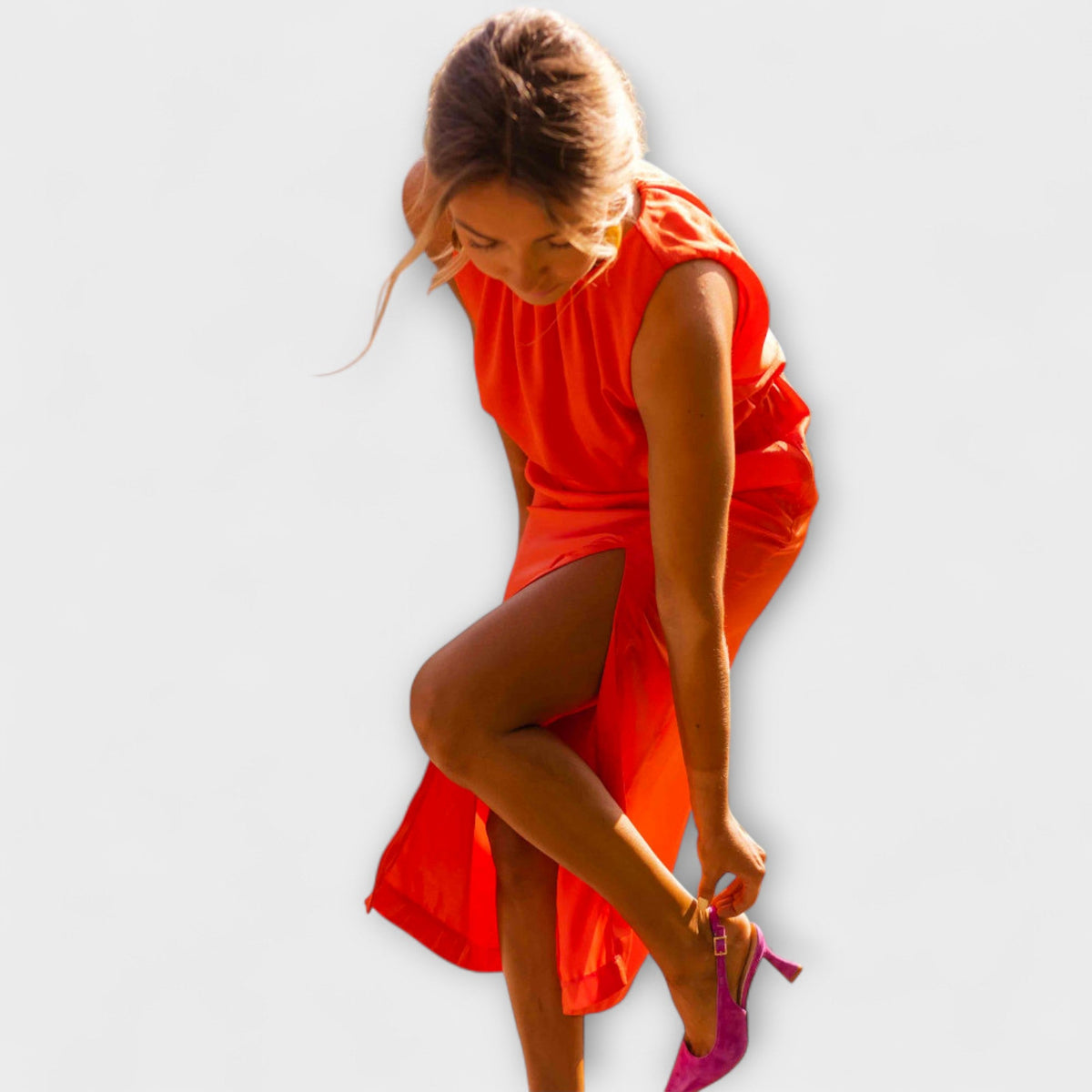 Liene - Robe Midi Élégante Rouge à Fente