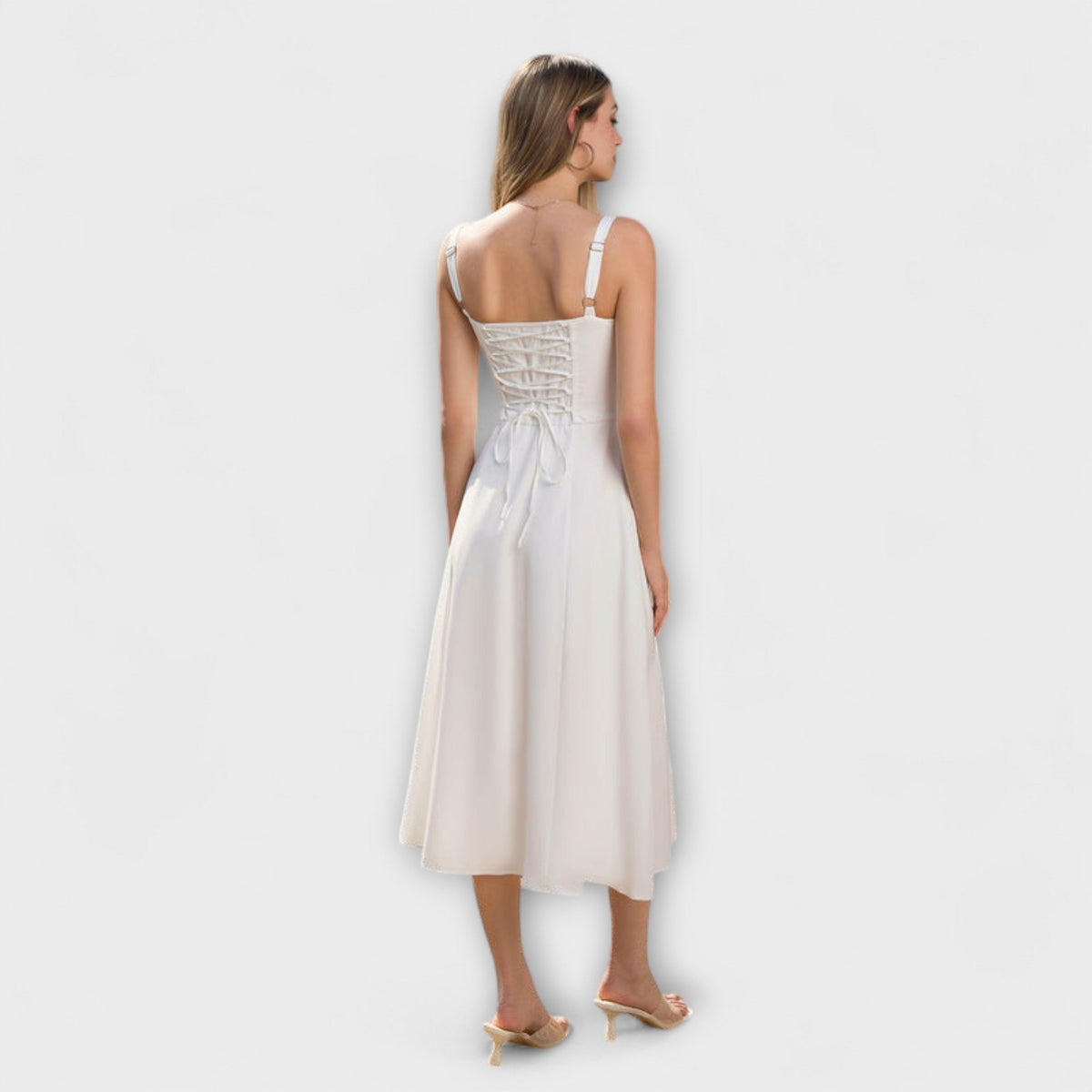 Hope - Robe Crème à Volants et Fente