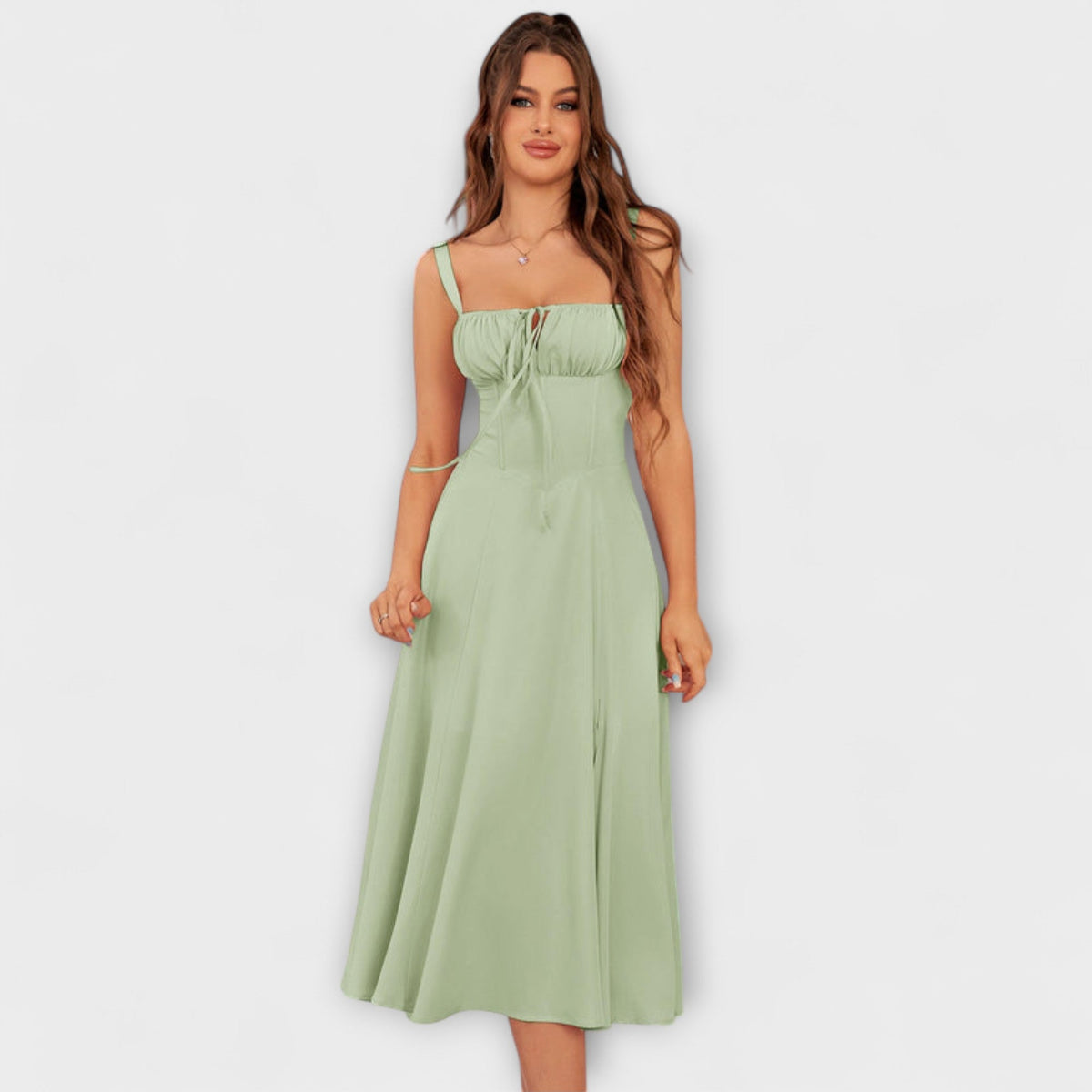 Hope - Robe Crème à Volants et Fente