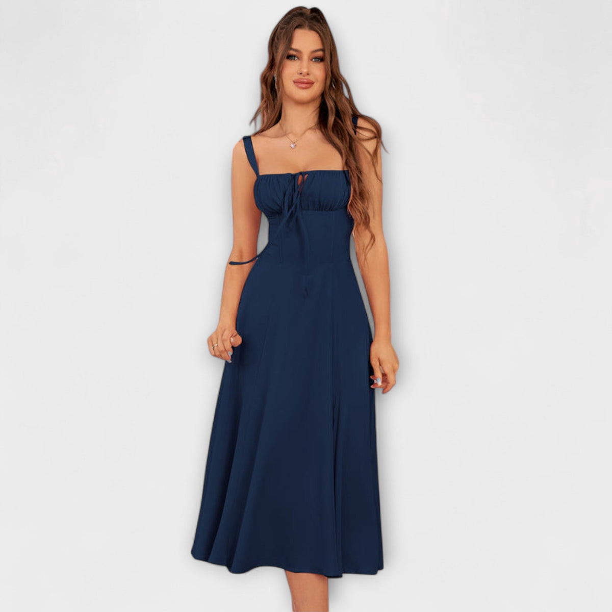 Hope - Robe Crème à Volants et Fente