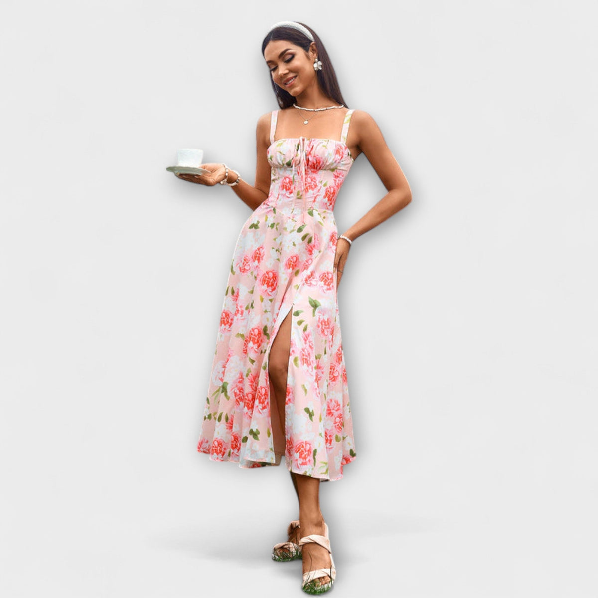 Hope - Robe Crème à Volants et Fente