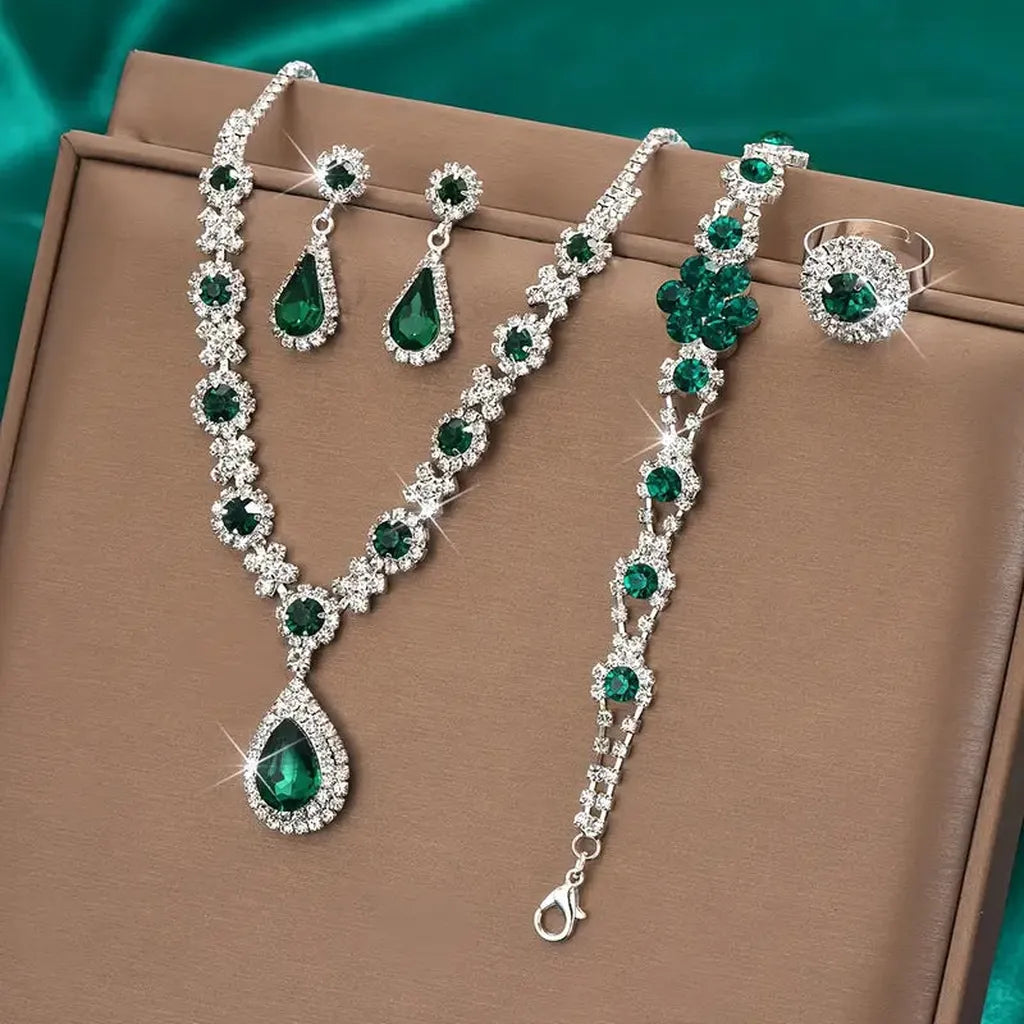 Adriana Lysandra — Parure de bijoux argentée