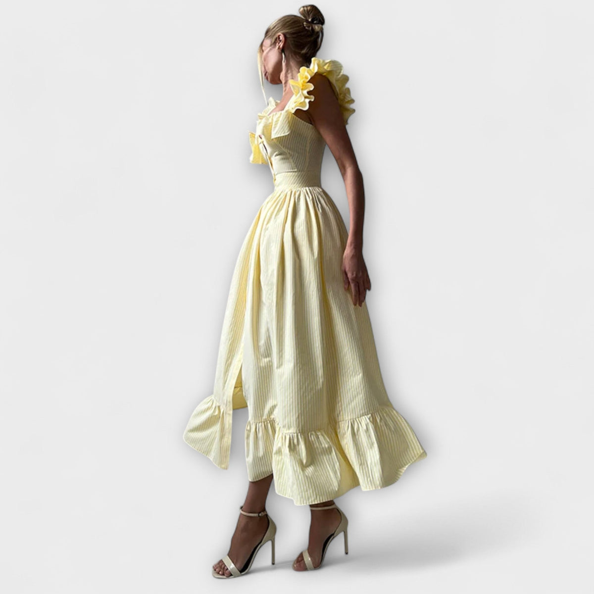 Lia - Robe Longue Chemisier à Volants Crème