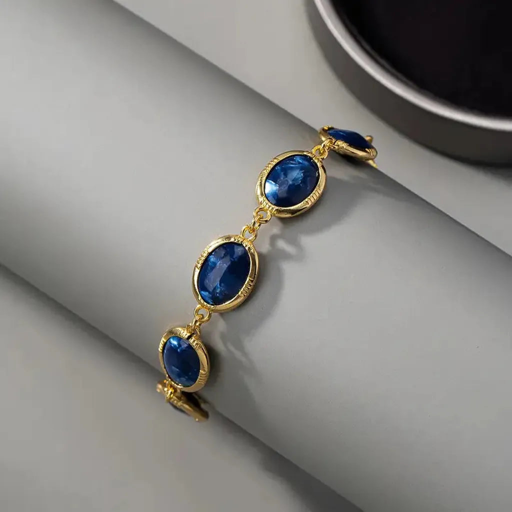 Seraphyne Glacienne — Bracelet doré
