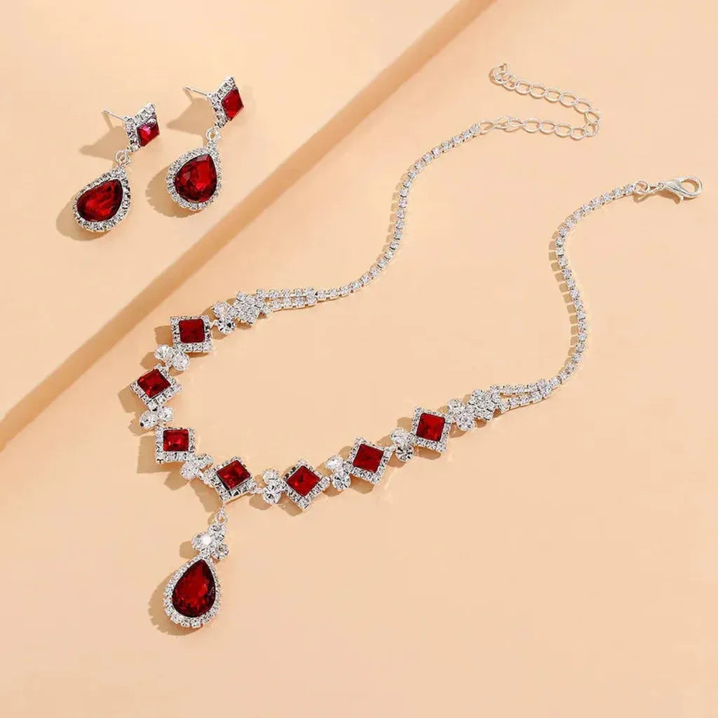 Gouttes rouges — Ras-du-cou et boucles d’oreilles pendantes