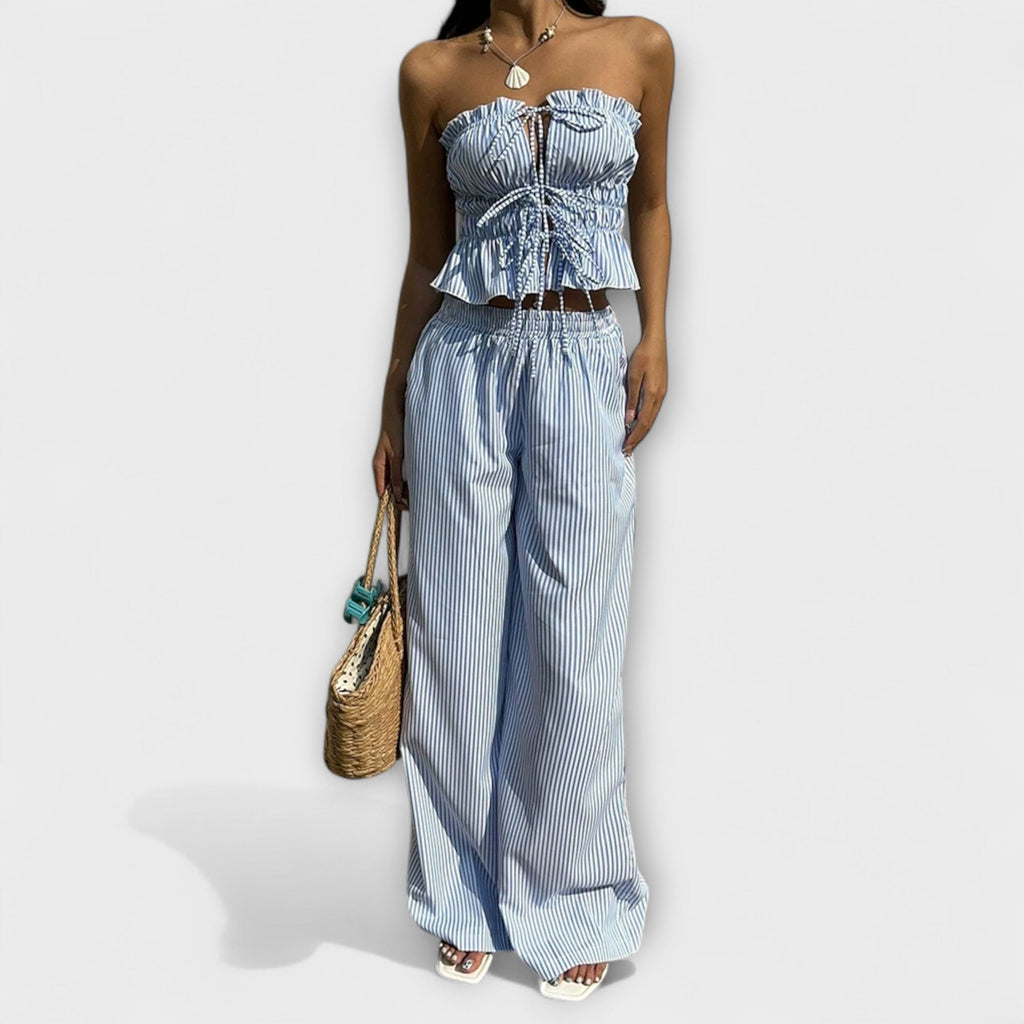 Mia - Ensemble Pantalon Bleu Clair avec Haut à Volants