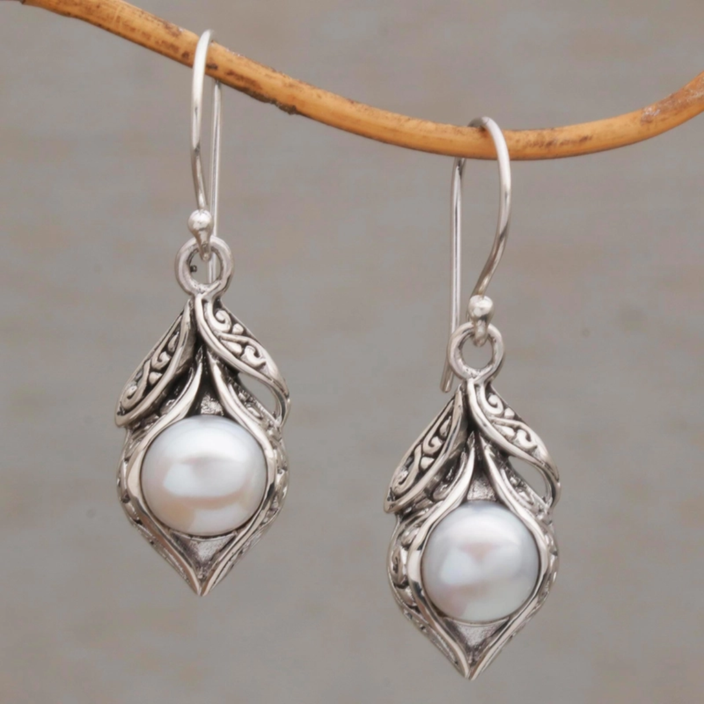 Boucles d’oreilles vintage à perles pendantes, finition argentée