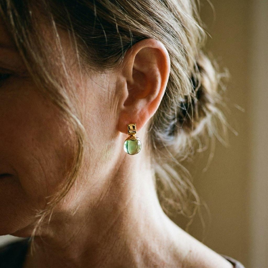 Boucles d’oreilles vintage à cristal vert | Doré