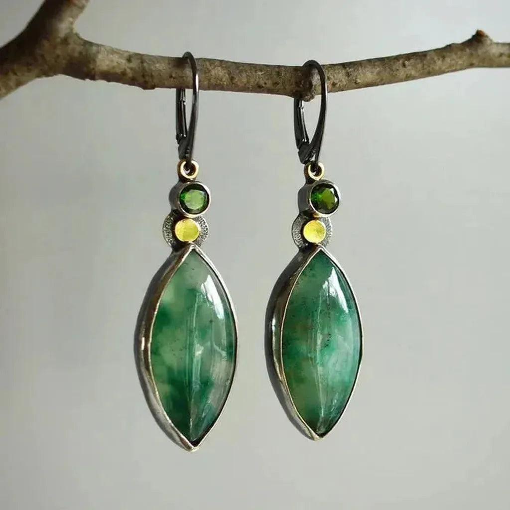 Boucles d’oreilles vintage à pierre verte