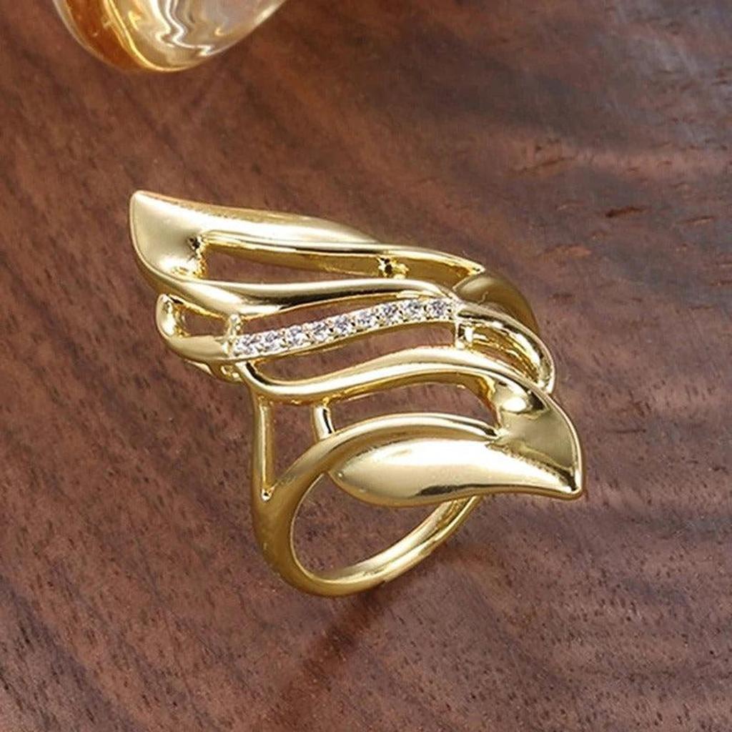 Vintage-Ring in Gold mit gedrehtem Blatt
