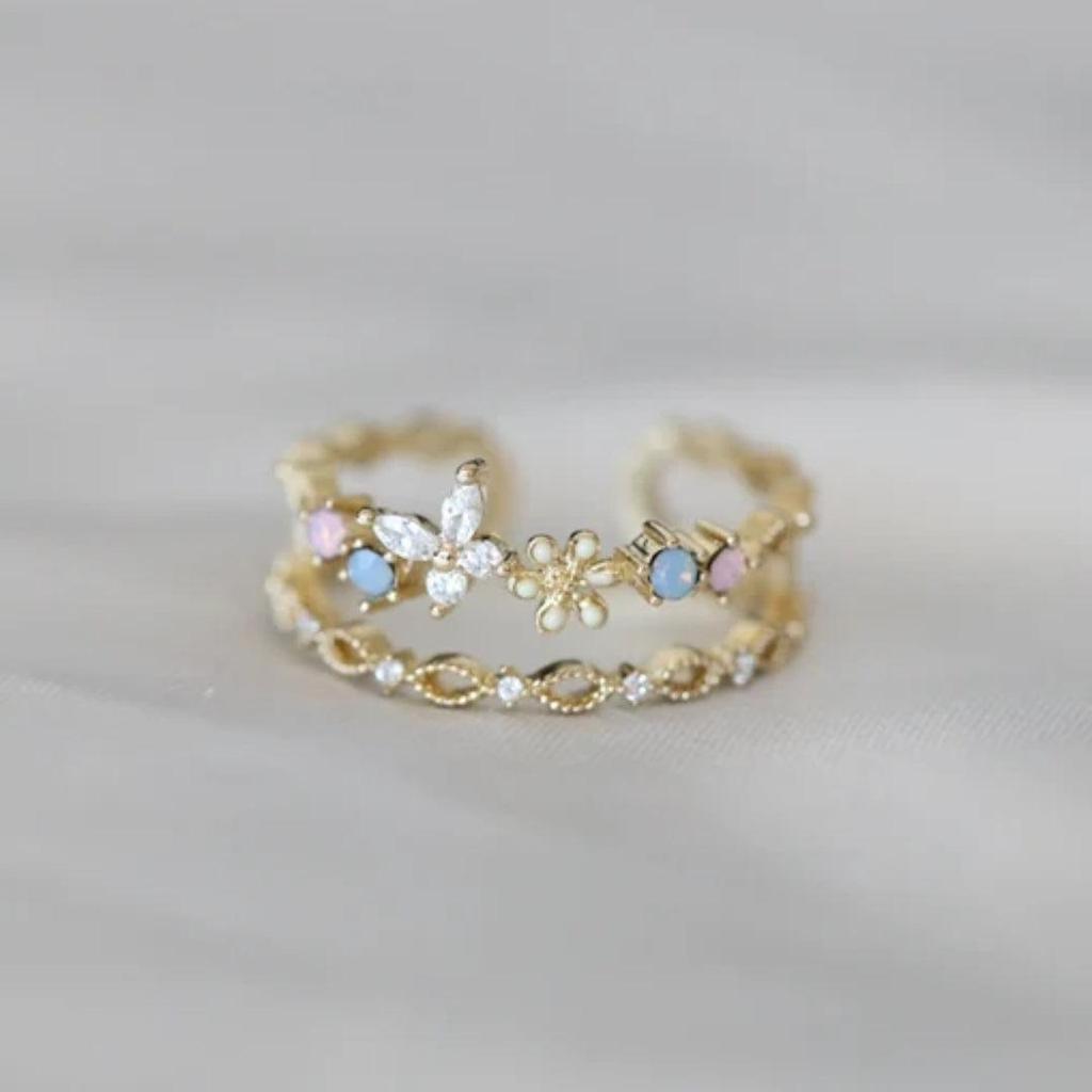 Vintage-Ring mit Blume in Gold