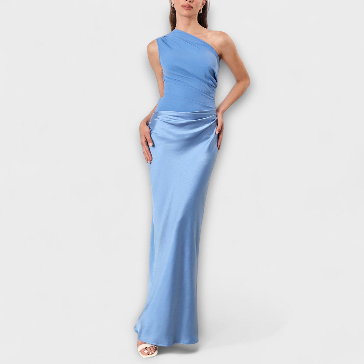 Robe Longue Plissée Élégante Marron Une Épaule