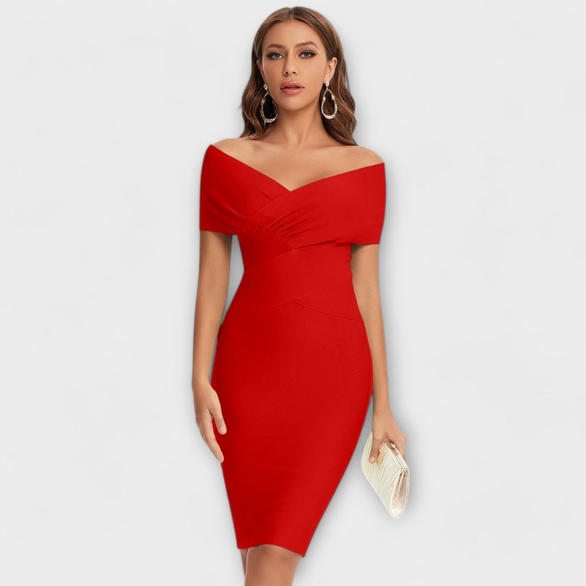 Robe Élégante Noire à Col V