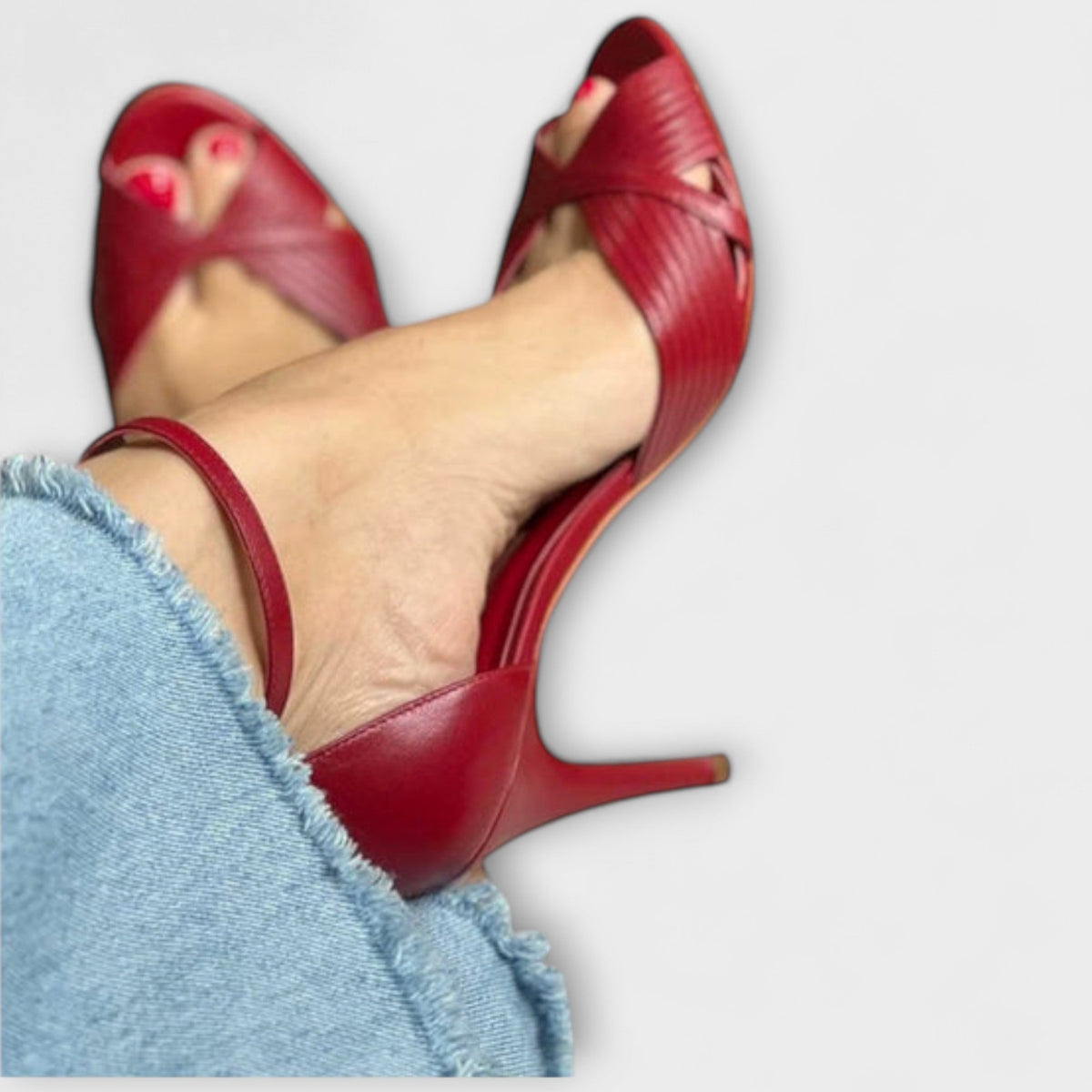 Mathilde - Stilettos Rouges à Brides