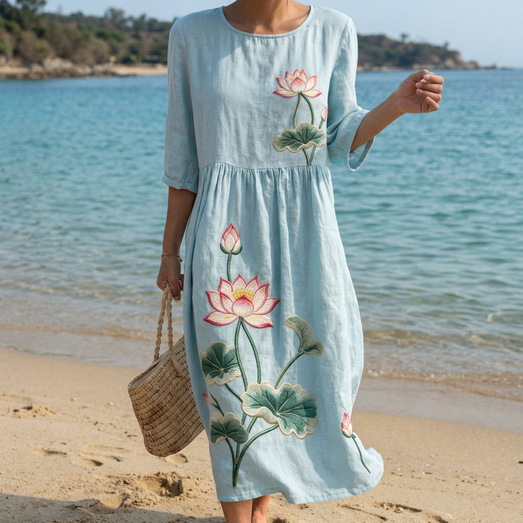 Raquel - Robe Longue Bleu Clair à Motif Lotus